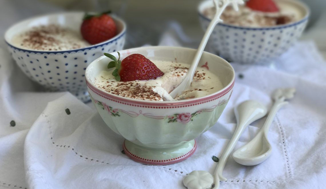 Great love – strawberries & rhubarb