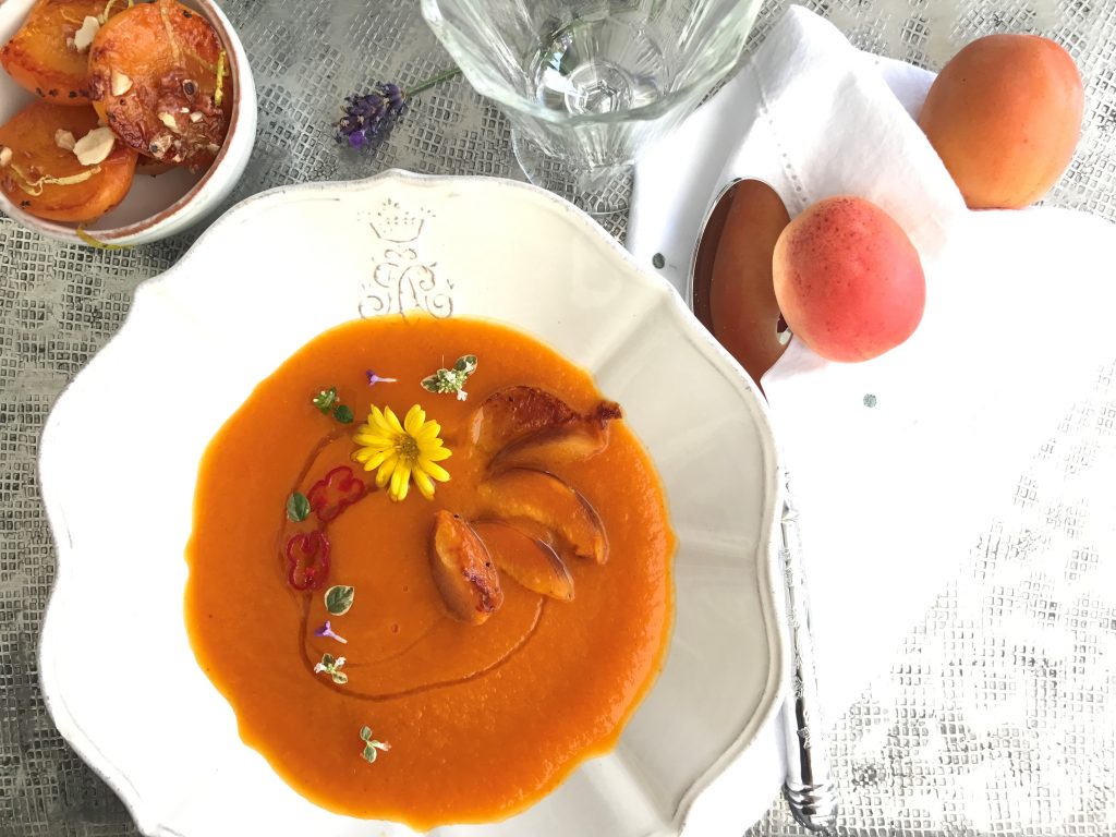 Aprikosen-Karotten-Suppe